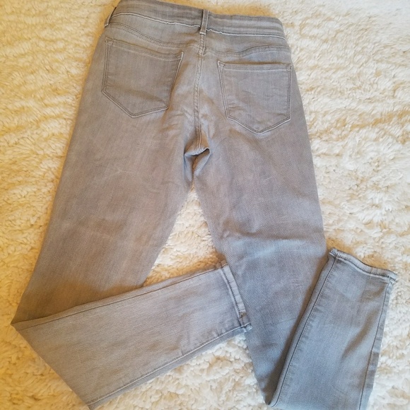 Old Navy Denim - Old Navy RockStar Mid-Rise light grey